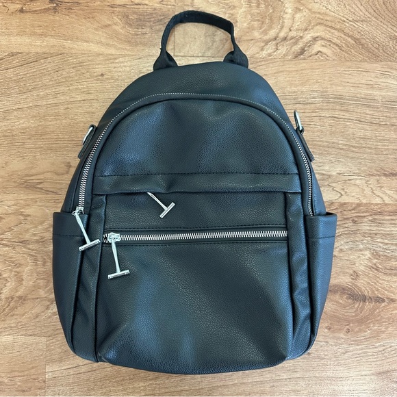 Black Leather Backpack - Picture 1 of 6